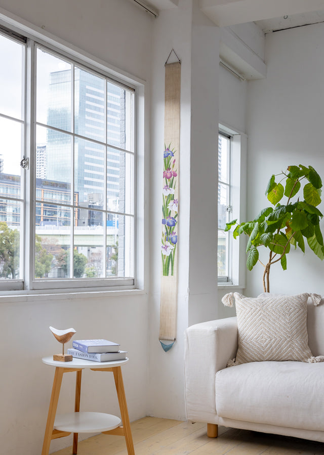 細タペストリー(菖蒲の花)