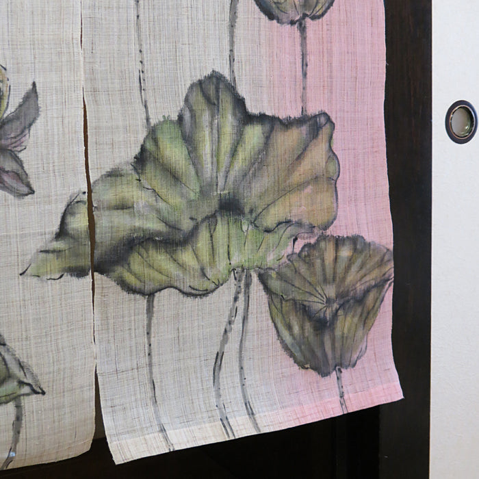 濡れ描き友禅 麻のれん(蓮と天道虫)