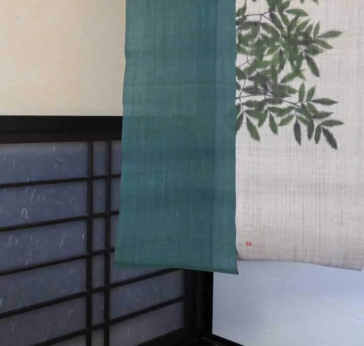 麻のれん(紅南天)