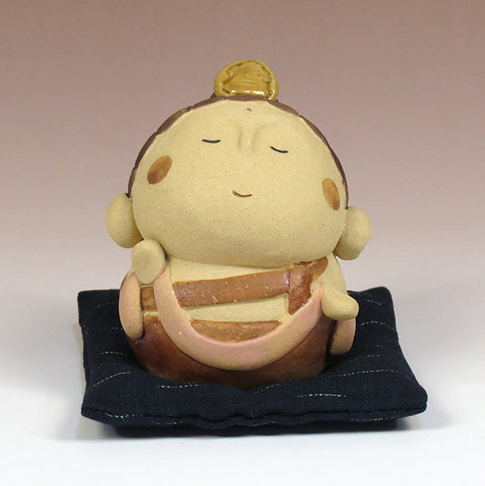 陶人形(聖観音さん)座布団の柄はアソート