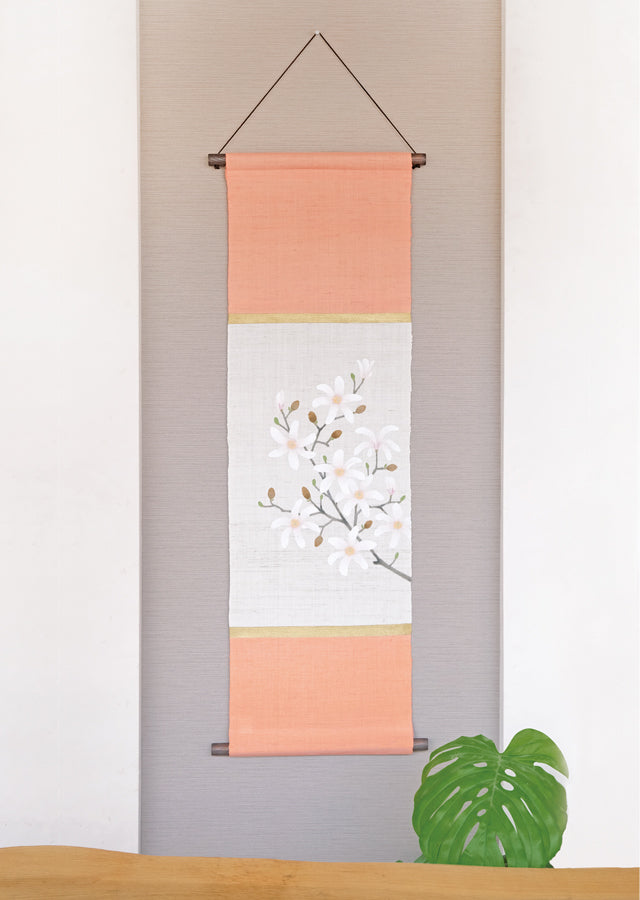 Modern Japanese-style tapestry (hanging scroll of Magnolia)