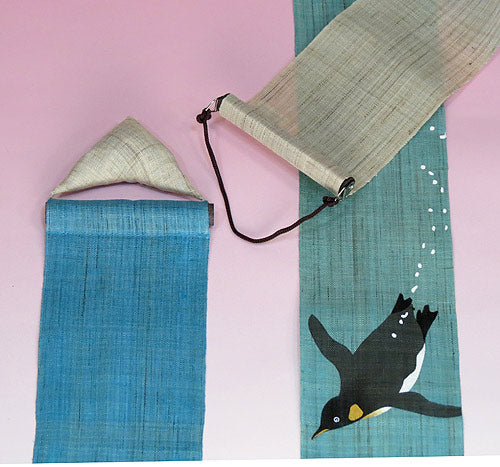 細タペストリー(ファーストペンギン)