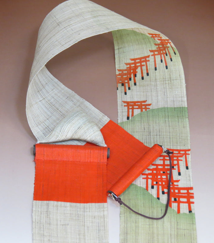 細タペストリー(お稲荷さん)