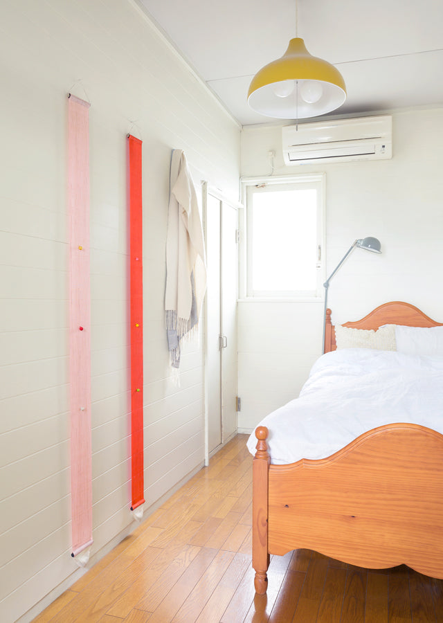 Thin tapestry (Enmusubi "Kusudama")