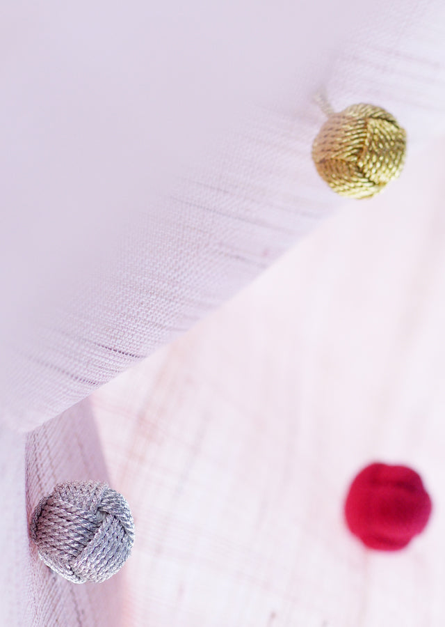 Thin tapestry (Enmusubi "Kusudama")