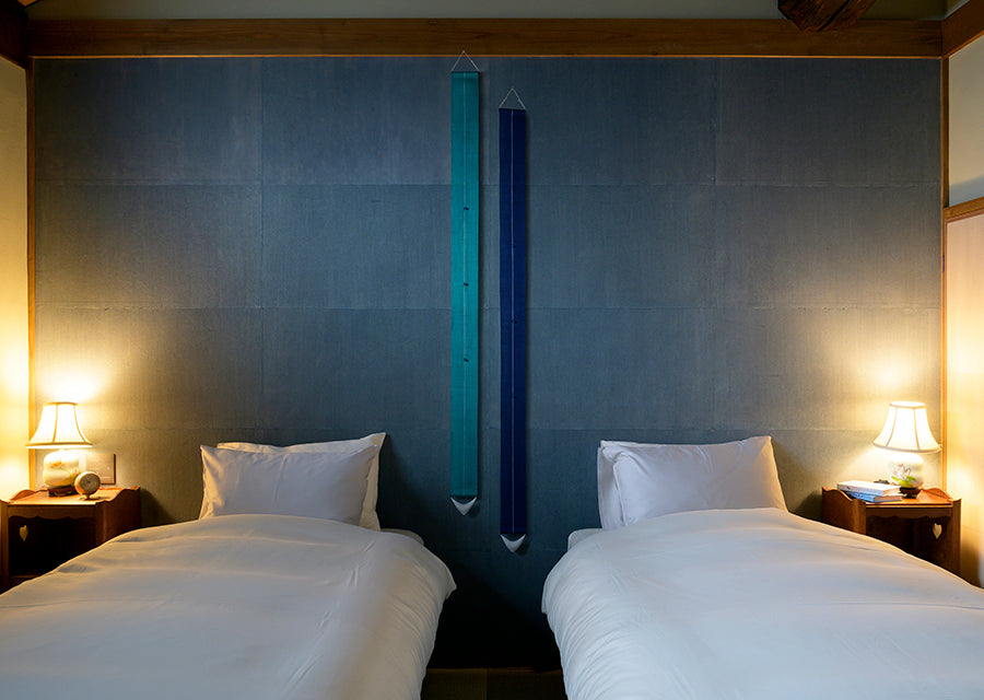 Thin tapestry (Sato sakura) 