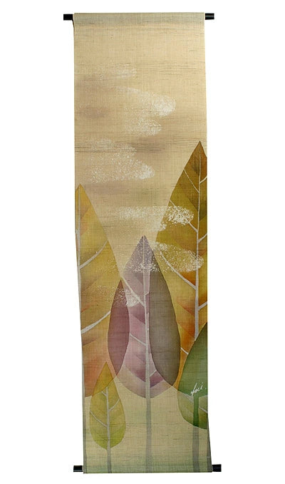 和風モダンタペストリー（金色の森）