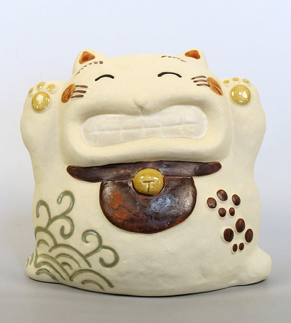 陶人形（いひひの招き猫）