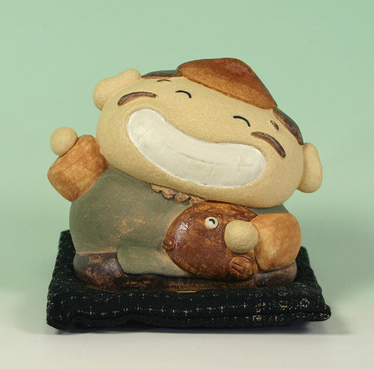 陶人形（いっひっひの恵比寿)座布団の柄はアソート