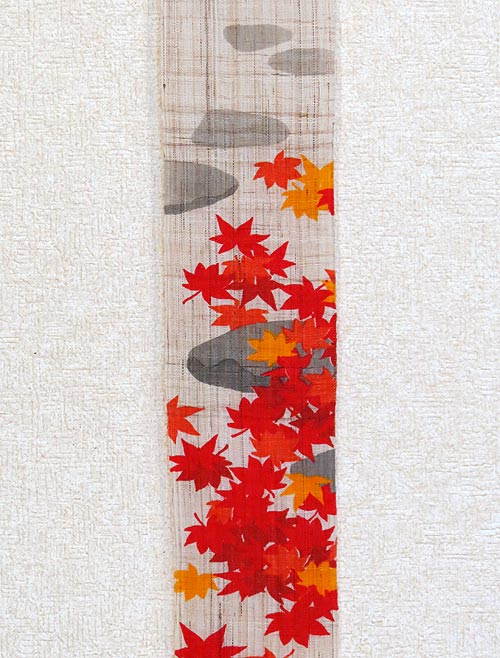 Thin tapestry (Autumn leaves viewing) momizi kari