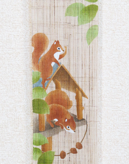 Thin tapestry (squirrel playing in the water) 